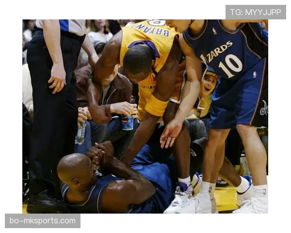 身体冲撞是否构成犯规？关键看是否合理争抢与动作幅度